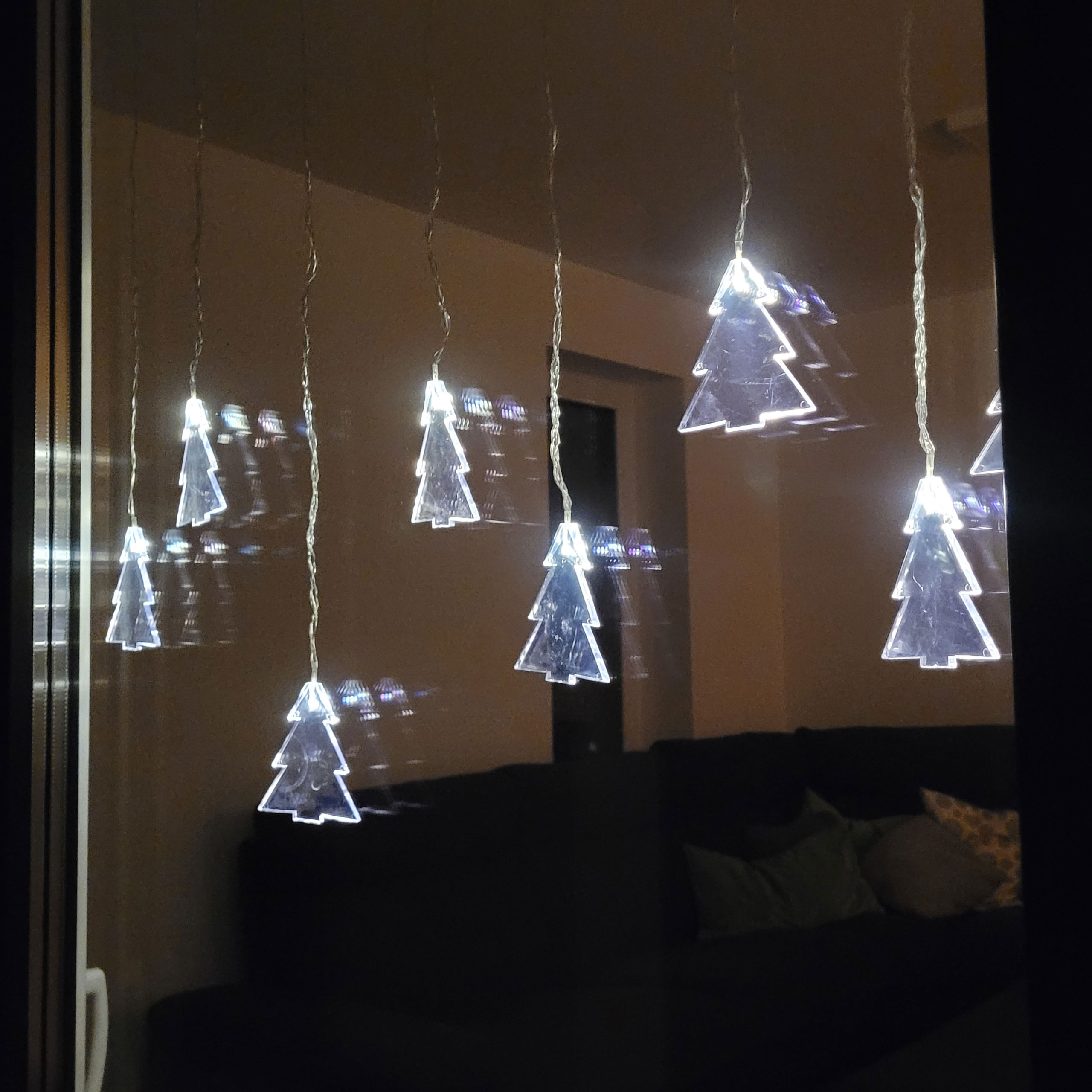 Raburg LED-Lichterkette Acrylvorhang Tannenbaum, 8 LEDs in Warm-Weiß, 110 cm lang